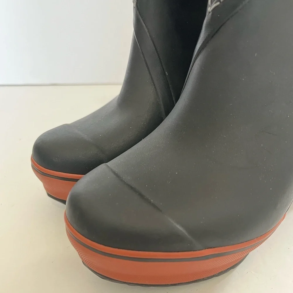 Sorel Medina Rain Heel Boots Black Rubber Size 6